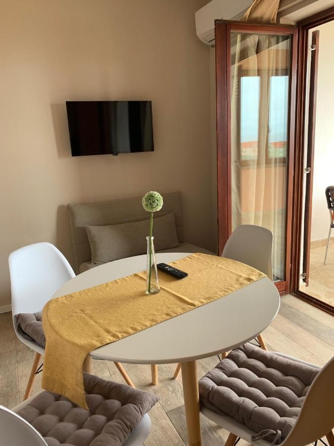 Family Friendly Apartments With A Swimming Pool Povljana, Pag - 244 Екстериор снимка