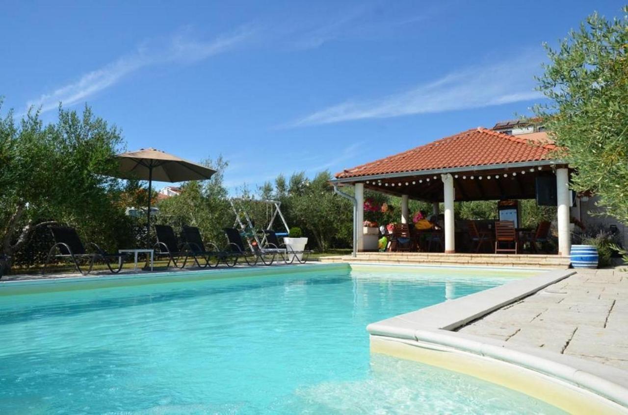 Family Friendly Apartments With A Swimming Pool Povljana, Pag - 244 Екстериор снимка