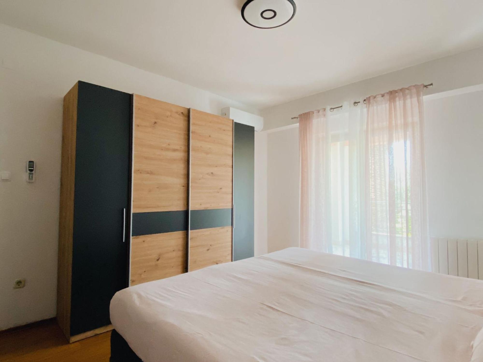 Family Friendly Apartments With A Swimming Pool Povljana, Pag - 244 Стая снимка
