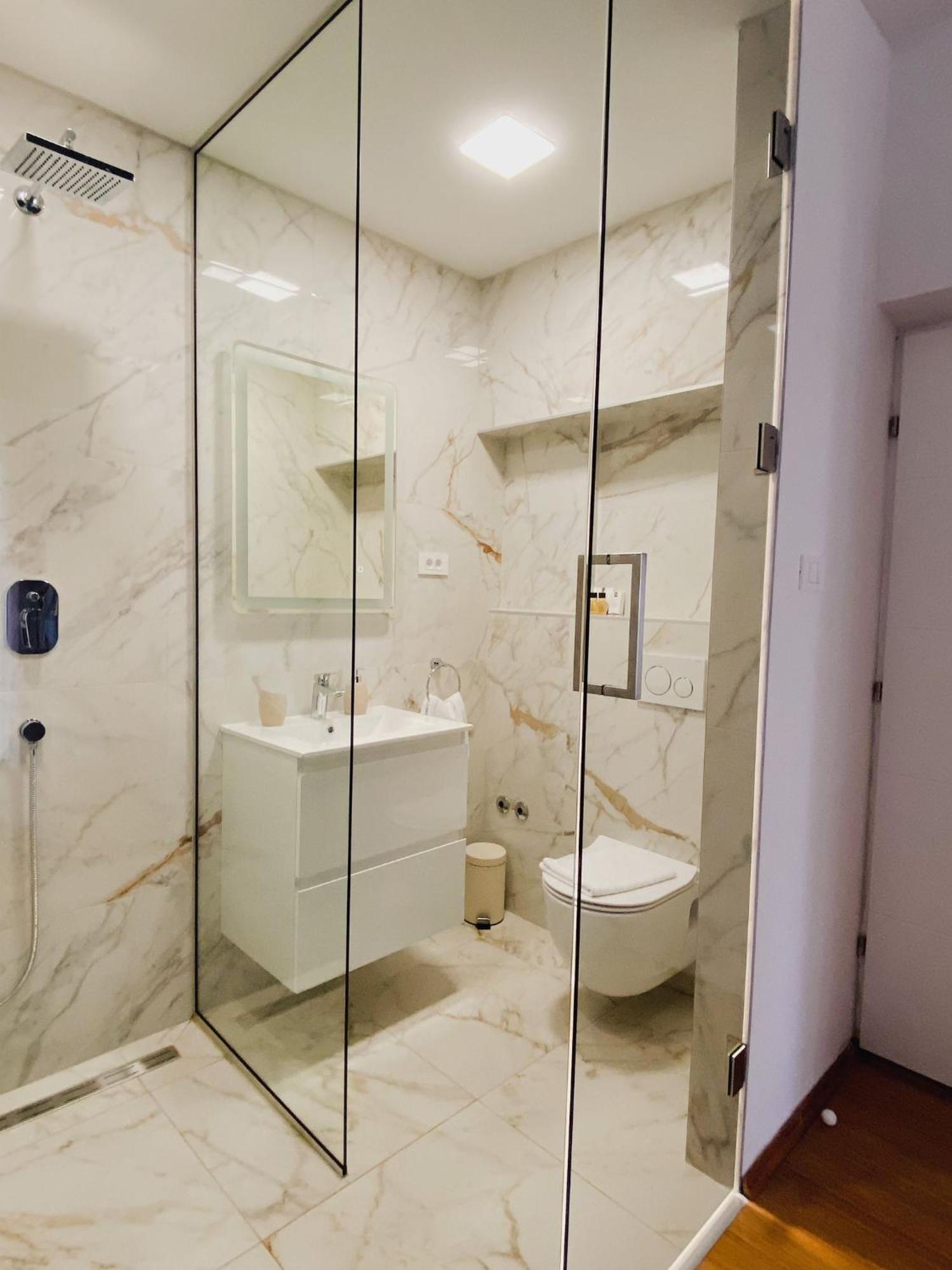 Family Friendly Apartments With A Swimming Pool Povljana, Pag - 244 Стая снимка